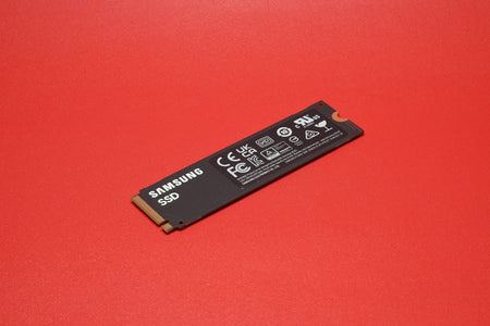 Kioxia Unveils 122.88TB SSD: PCIe 5.0 LC9